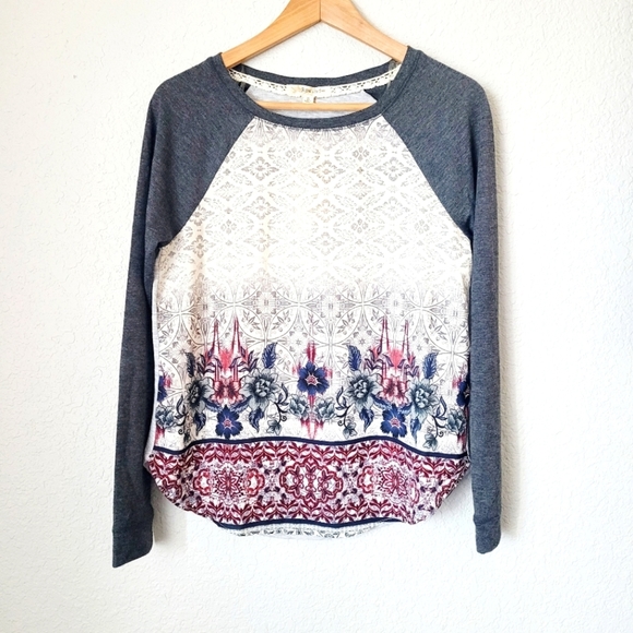 Rewind Tops - Rewind Silky Patterned Long Sleeve Top Size Small